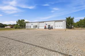 2460 Farm Road 79 - Photo 24