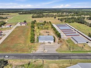 2460 Farm Road 79 - Photo 6