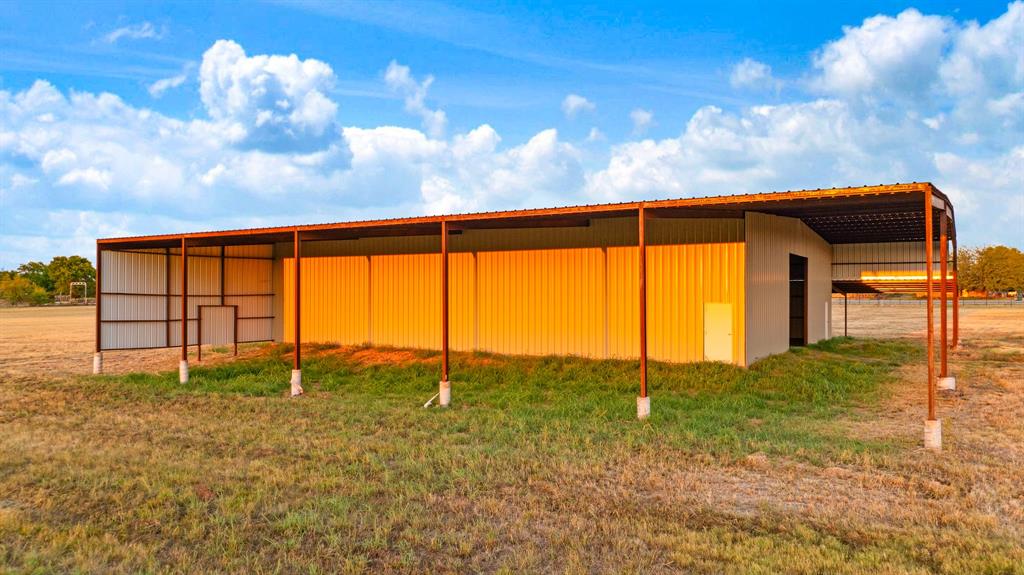 7222 FM 905 - Photo 3