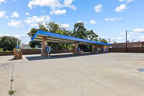 1445 W 2nd Avenue - Photo 2