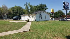 400 E Wise Street - Photo 2