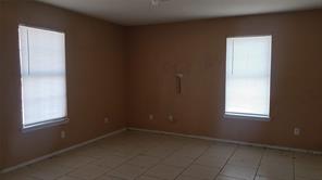 400 E Wise Street - Photo 5