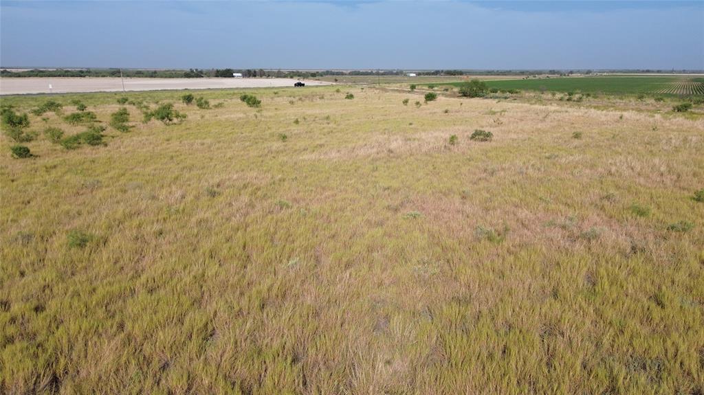 3196 FM 2111 - Photo 14