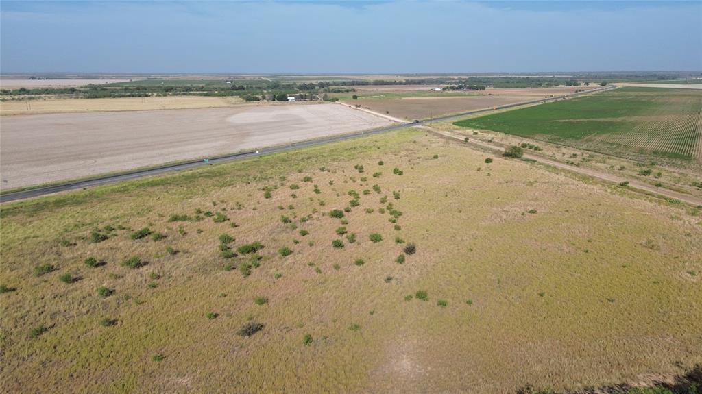 3196 FM 2111 - Photo 15