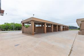 550 N Judge Ely Boulevard - Photo 10