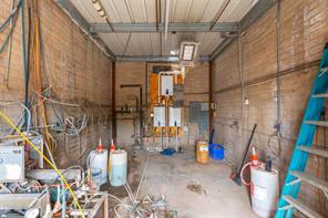 550 N Judge Ely Boulevard - Photo 13