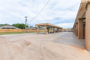 550 N Judge Ely Boulevard - Photo 8