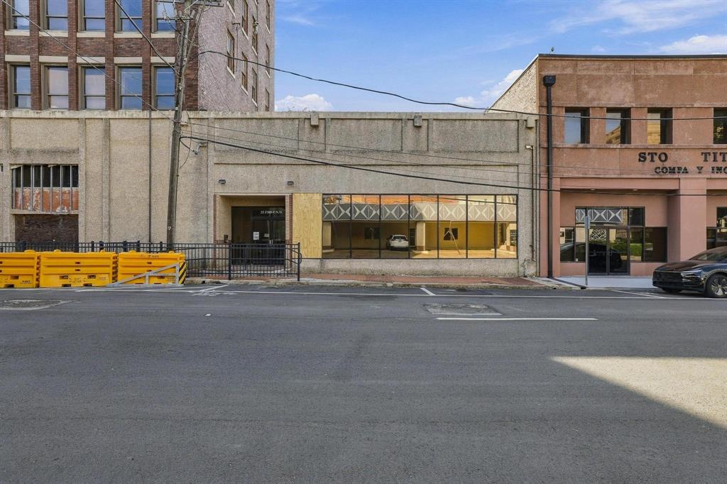 25 1st Street NW - Photo 3