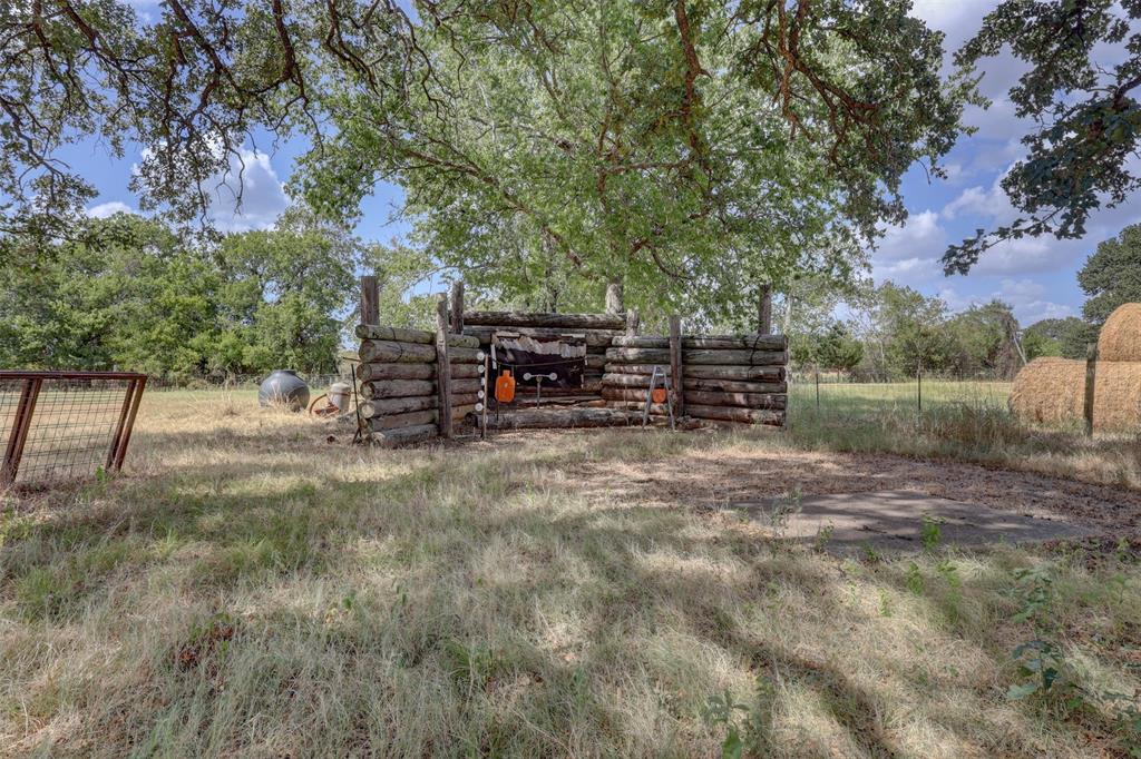 224 County Road 3625 - Photo 28