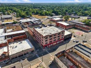 201 Bonham Street - Photo 2