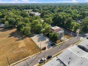 339 W Kaufman Street - Photo 4