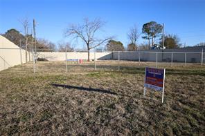 4204 N Main Street - Photo 2