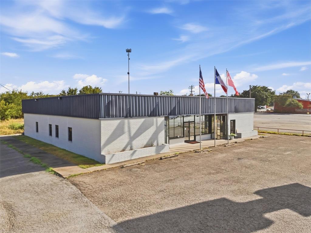 3405 E Highway 377 - Photo 1