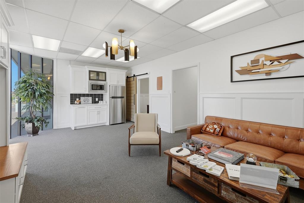 3405 E Highway 377 - Photo 6