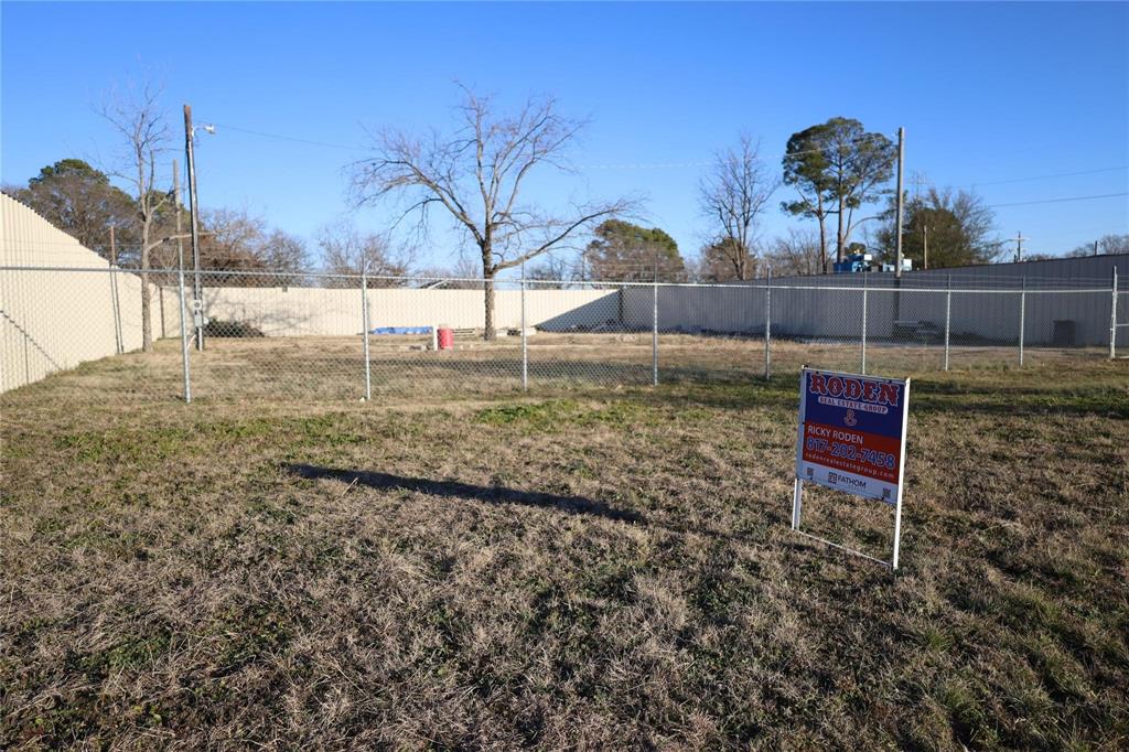 4208 N Main Street - Photo 2