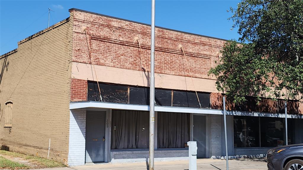 205 S Lamar Street - Photo 1