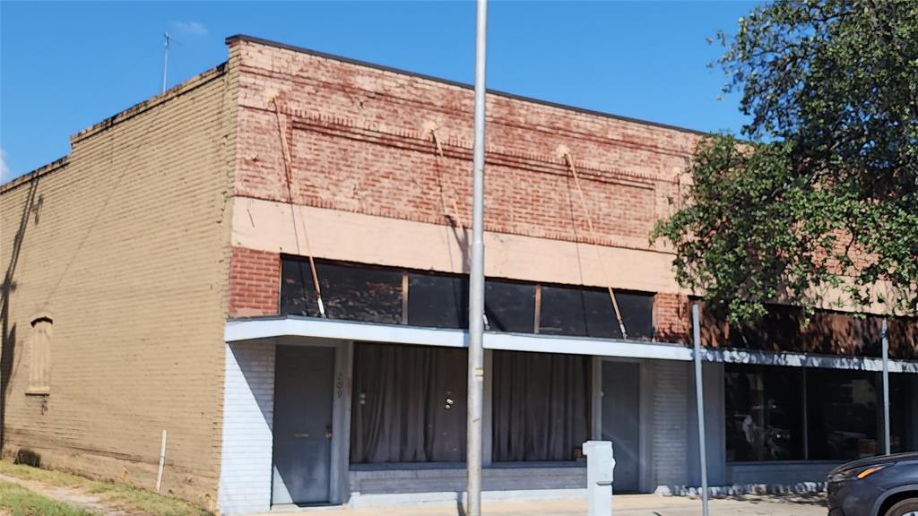 205 S Lamar Street - Photo 2