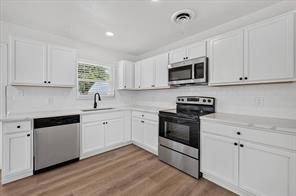 108 Rosedale Avenue - Photo 8