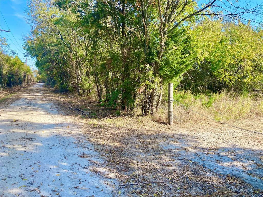 1083 COUNTY ROAD 3720 - Photo 2