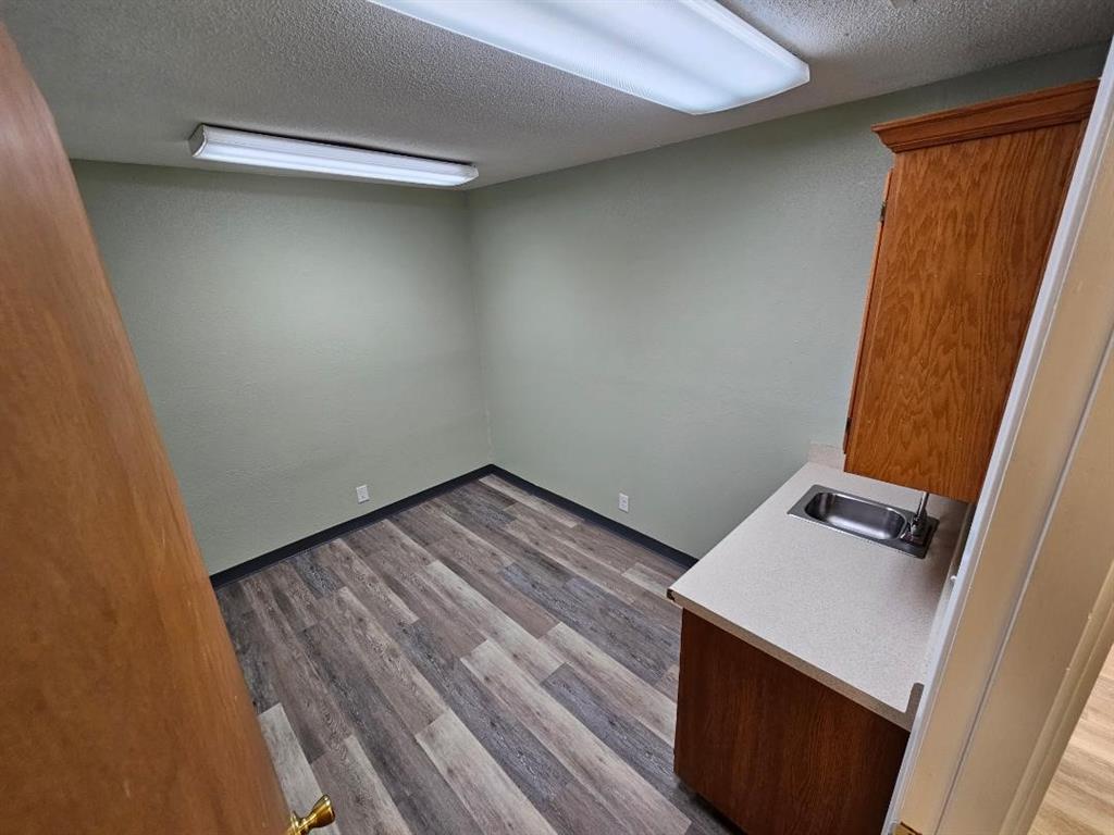 900 Whitehead Drive - Photo 17