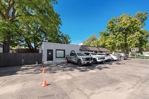 407 W Main Street - Photo 22