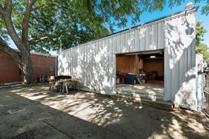 407 W Main Street - Photo 31