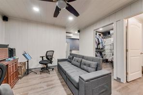 407 W Main Street - Photo 35