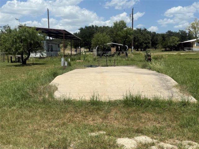 253 N Lakeside Circle