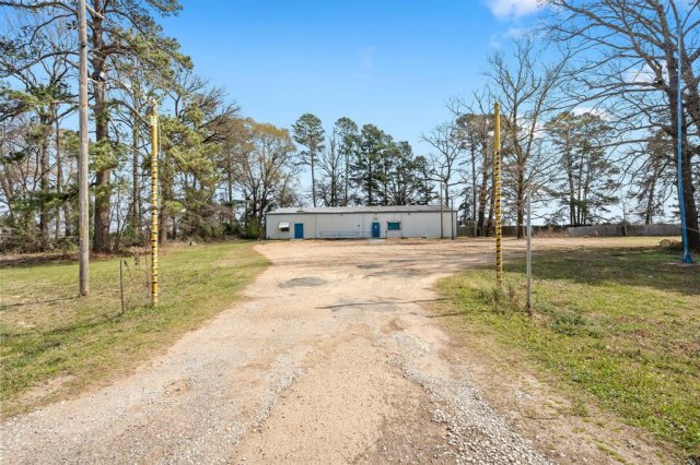 5810 US Highway 259 N
