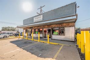 1617 25th Street - Photo 2