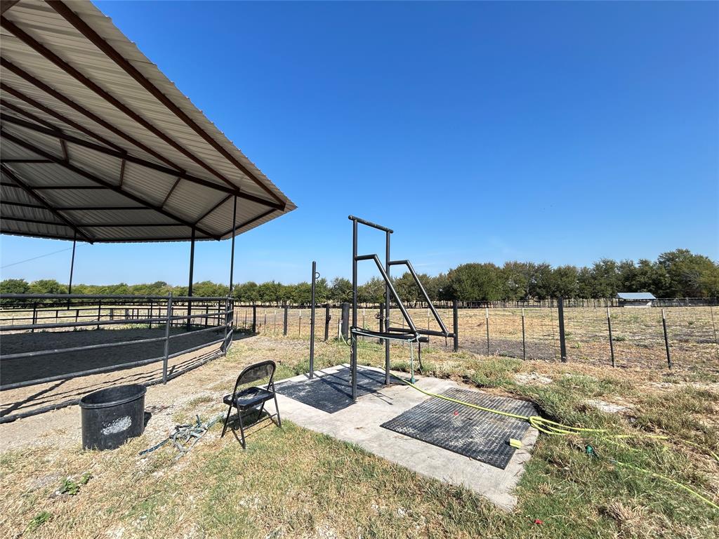 7580 County Road 4807 - Photo 38