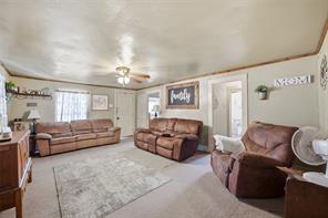 1207 N Interstate Highway 45 - Photo 16