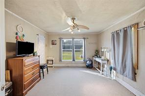 1207 N Interstate Highway 45 - Photo 24