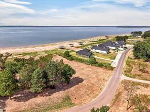 768 Sunset Court - Photo 15