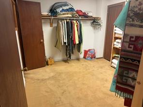 215 W 8th Street - Photo 18
