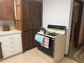 215 W 8th Street - Photo 22