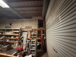 215 W 8th Street - Photo 23