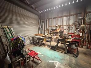 215 W 8th Street - Photo 27