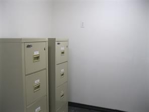 132 E Walker Street - Photo 35