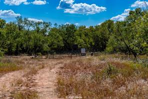4660 County Road 463 - Photo 30