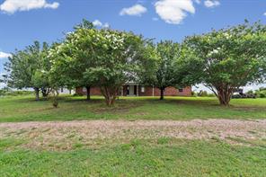 2271 FARM ROAD 2949 N - Photo 37