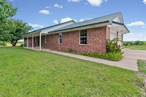 2271 FARM ROAD 2949 N - Photo 6