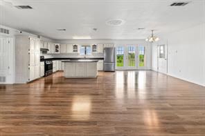 2271 FARM ROAD 2949 N - Photo 9