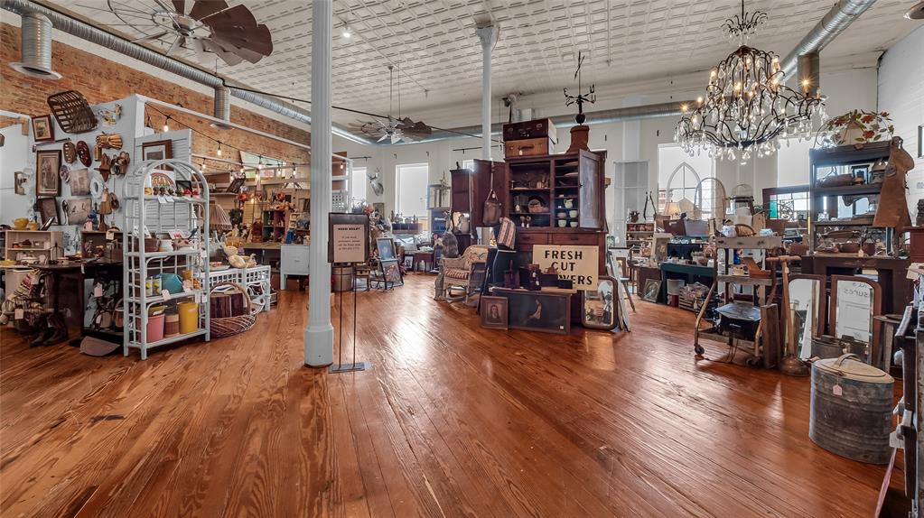 306 W Main Street - Photo 19