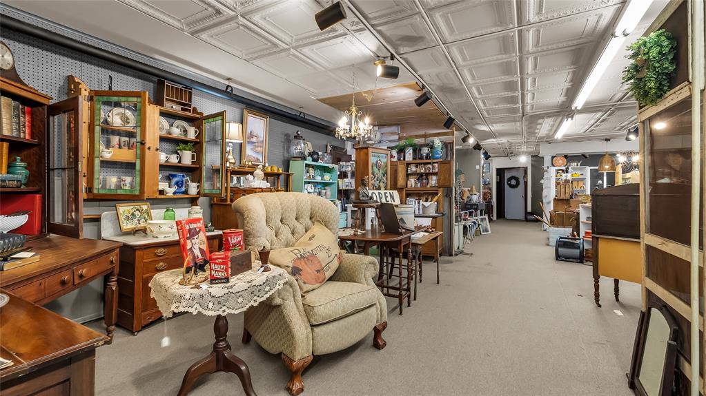 306 W Main Street - Photo 31