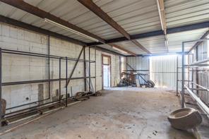 131 E 4th Street - Photo 15