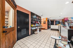 1225 N Brazos Street N - Photo 13