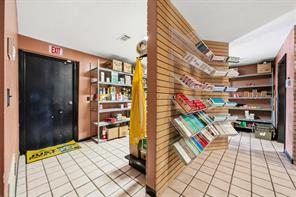 1225 N Brazos Street N - Photo 14