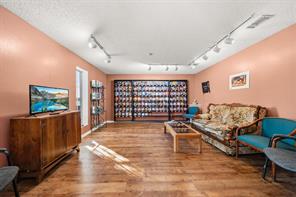 1225 N Brazos Street N - Photo 17