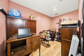 1225 N Brazos Street N - Photo 21